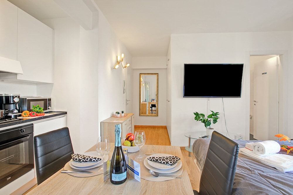 undefined Lean Home 10