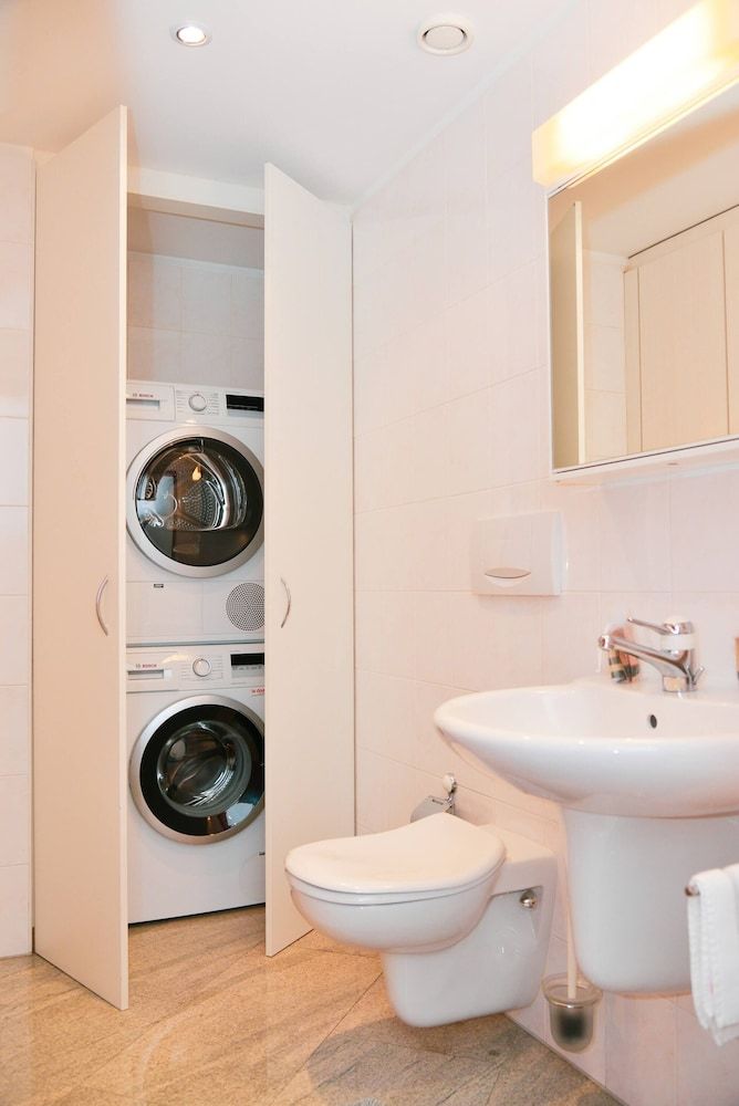 One & Only 🎖central City Penthouse Apartment, 3 Bedrooms, Accessible, Smoking 18