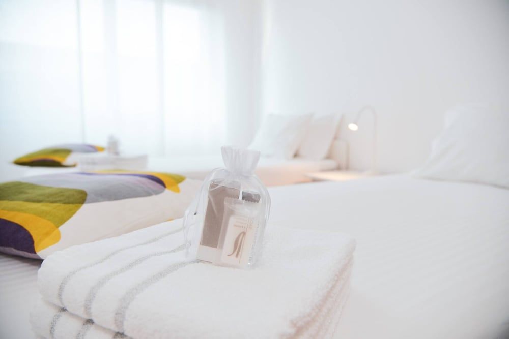 One & Only 🎖central City Penthouse Apartment, 3 Bedrooms, Accessible, Smoking 3