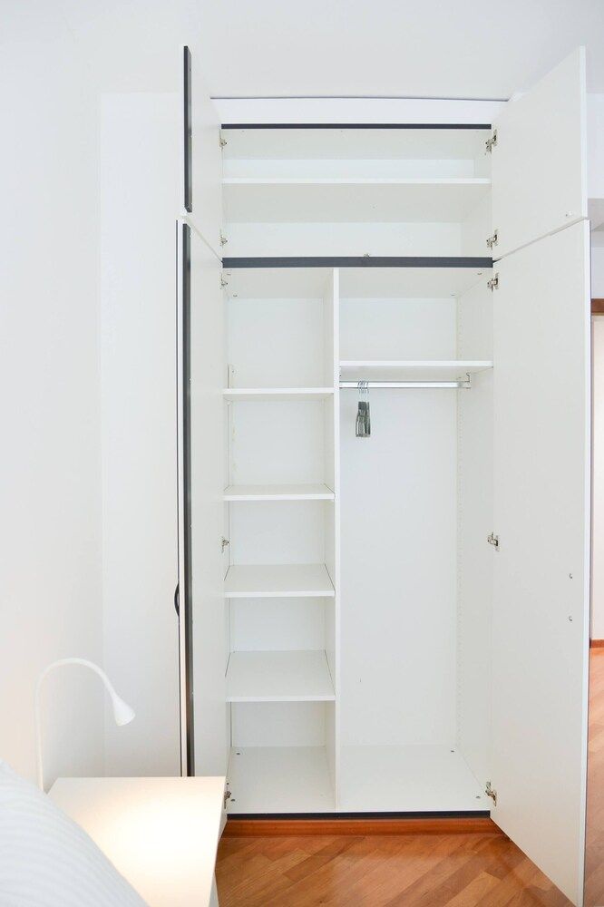 One & Only 🎖central City Penthouse Apartment, 3 Bedrooms, Accessible, Smoking 9