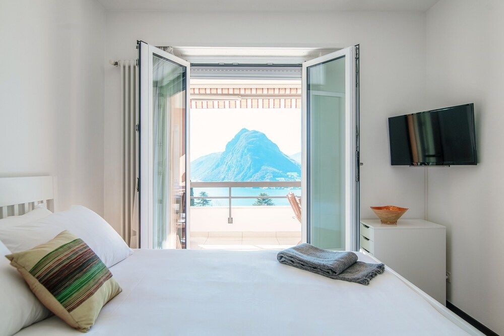 undefined Luce di Lago 10