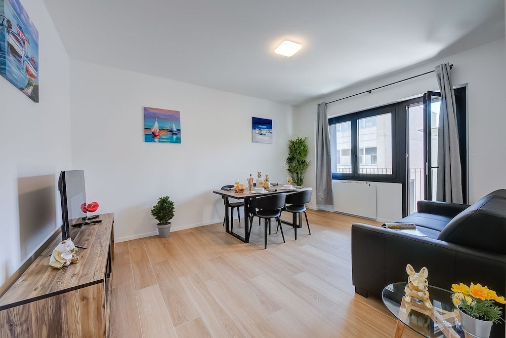 undefined Boutique Apartment 7 9