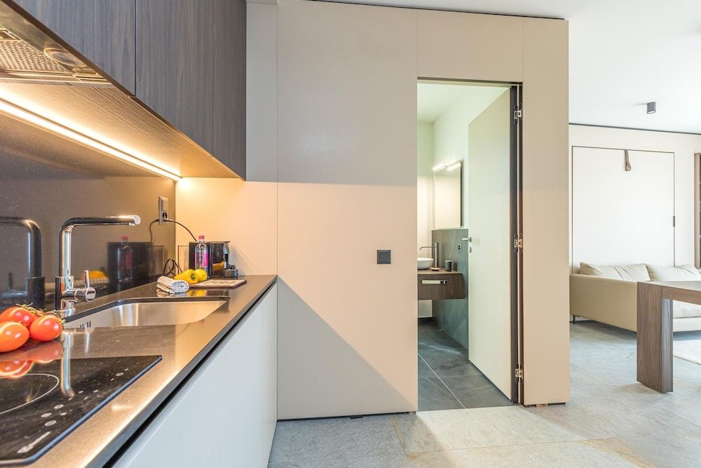 undefined Icon H 207 Suite Micro-living