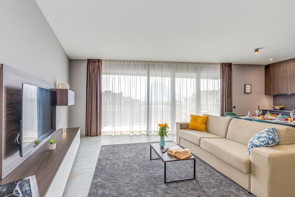 Icon H 502 Suite Business Family Apartment, 1 Bedroom, 2 Bathrooms (ICON H 502 Suite Business) 4