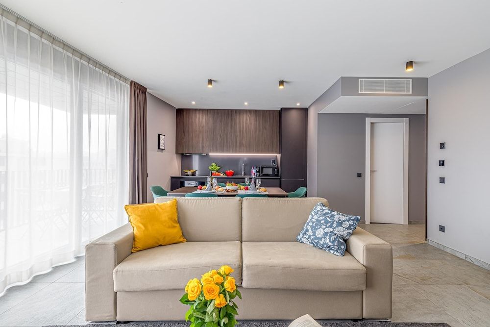 Icon H 502 Suite Business Family Apartment, 1 Bedroom, 2 Bathrooms (ICON H 502 Suite Business) 9