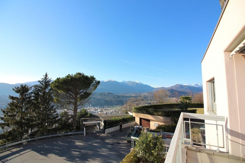 La Maison du Bonheur Apartment 8