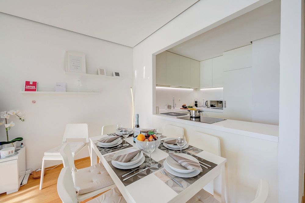 undefined Honeymoon With Stunning View 5