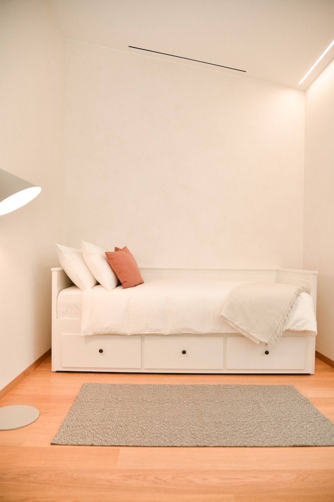 One & Only Il Cammino Penthouse Apartment, 2 Bedrooms, Balcony, Lake View 42