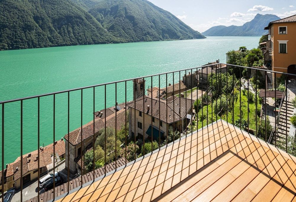 One & Only Il Cammino Penthouse Apartment, 2 Bedrooms, Balcony, Lake View 50