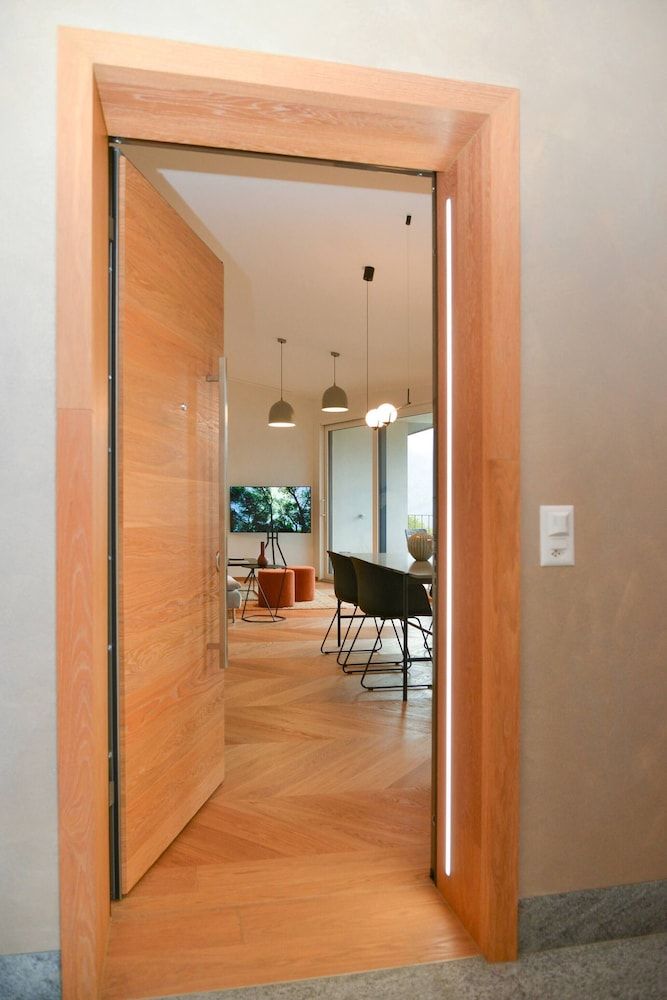 One & Only Il Cammino Penthouse Apartment, 2 Bedrooms, Balcony, Lake View 33