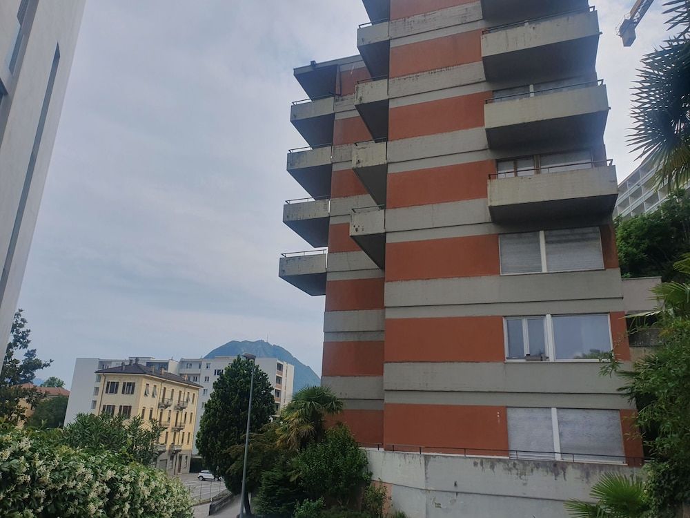 undefined Deluxe Vanoni Central Lugano 2