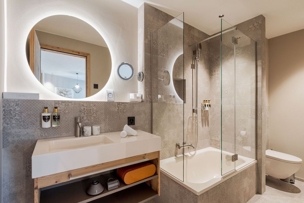 Postresidenz am See Town View 2-Bedroom Suite 5