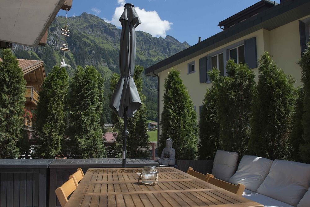 Haus Bel Air Family Apartment, 2 Bedrooms, Mountain View 16