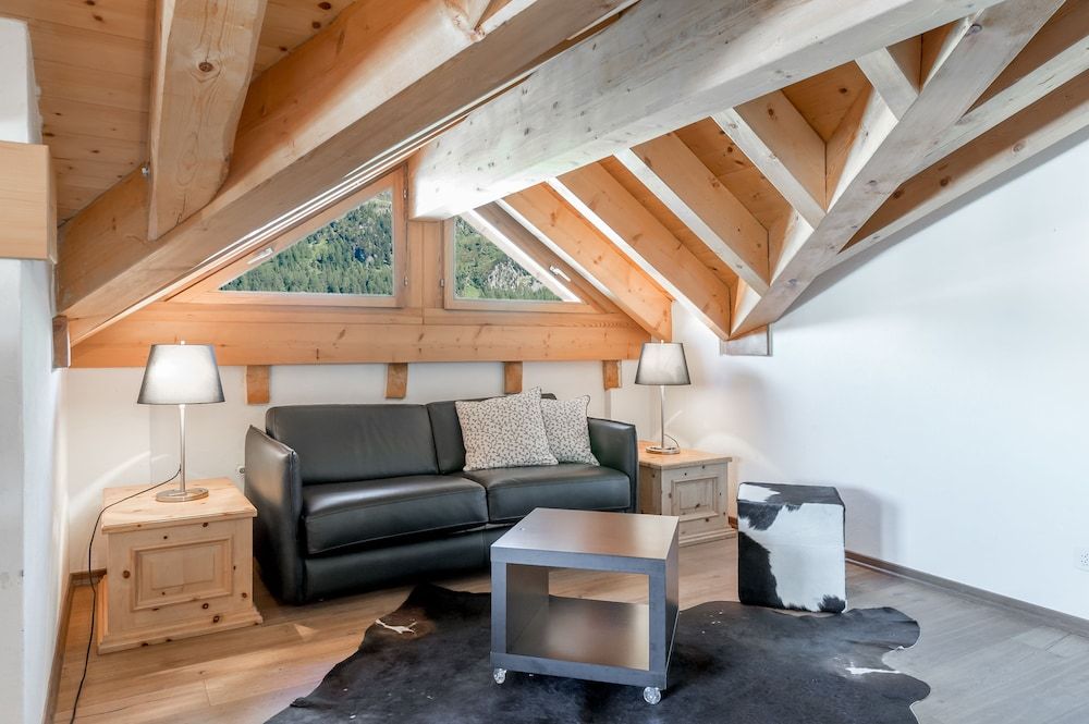 Hotel Cervus St. Moritz Twin Room 4