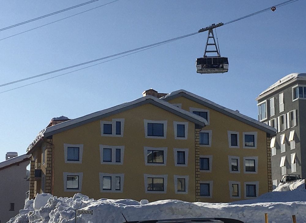 undefined Hotel Cervus St. Moritz 2