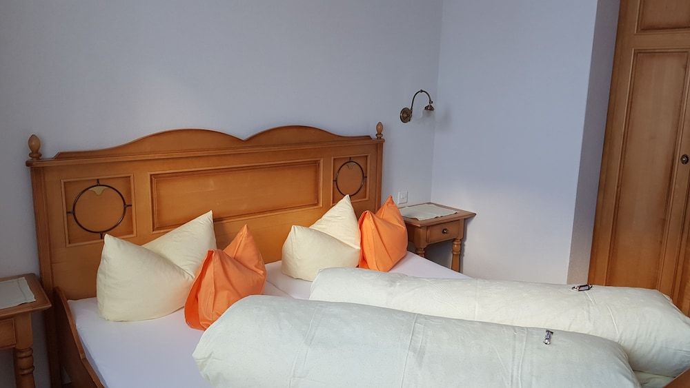 Family Apartment, 1 King Bed, Mountain View