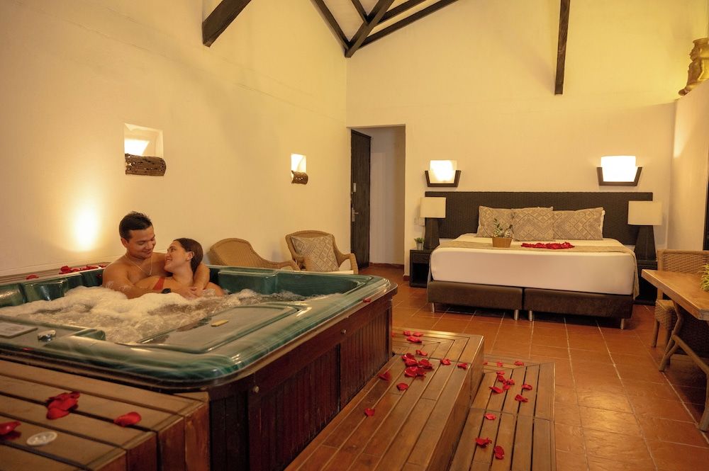 Kantawa Spa Hotel Suite, 1 King Bed, Jetted Tub