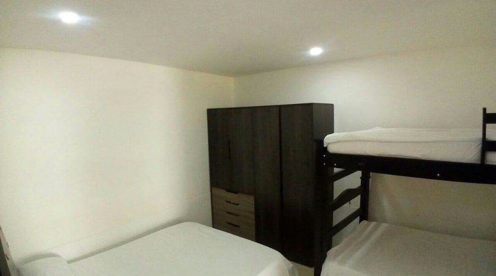 House, 3 Bedrooms, Smoking, Balcony