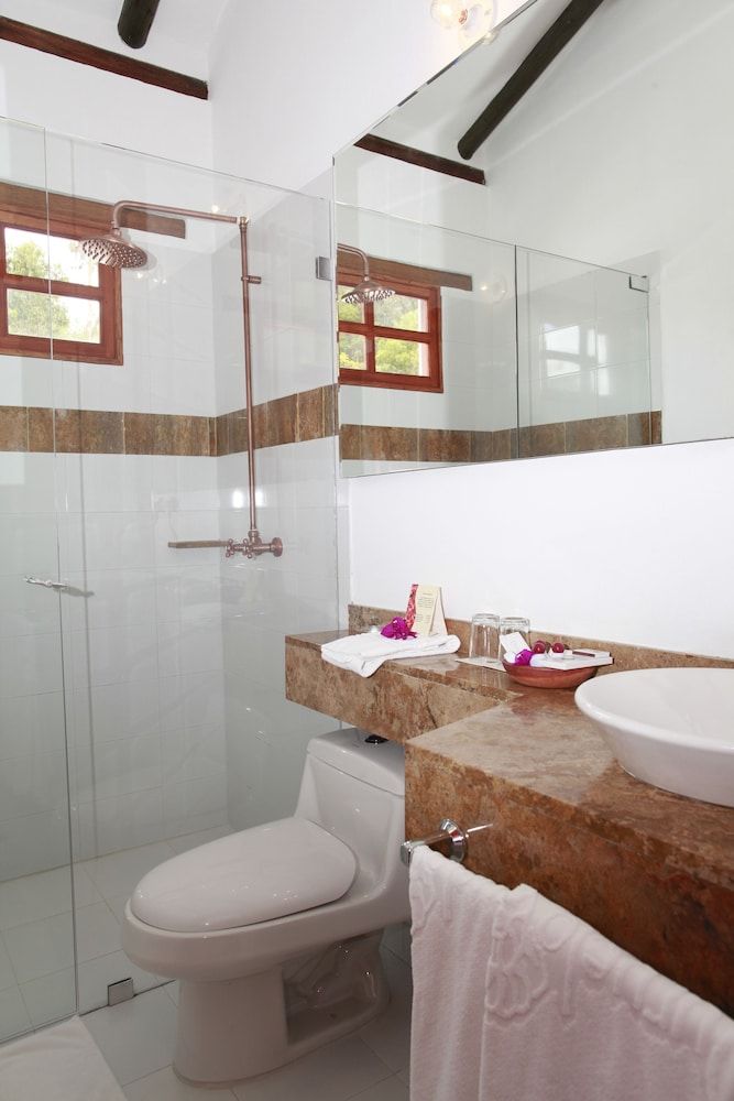 Hospederia Duruelo Superior Quadruple Room 6