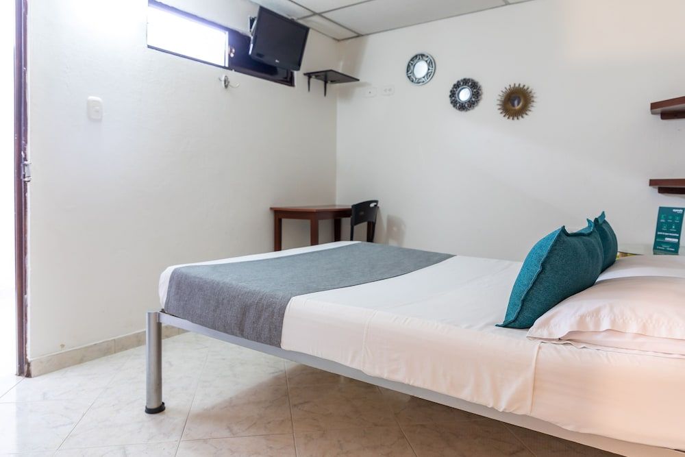 Ayenda Guadalupe Neiva Superior Double Room 3