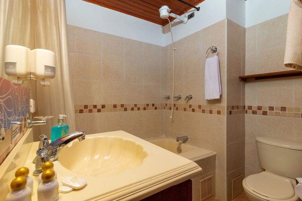 Hotel Campestre La Potra Standard Triple Room 4