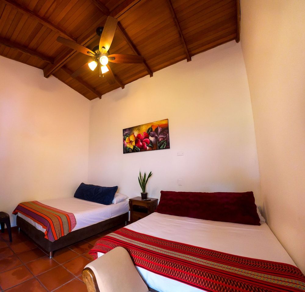 Portoazul Casa de Playa Comfort Quadruple Room, Private Bathroom, Pool View (Cayena Cuadruple) 4