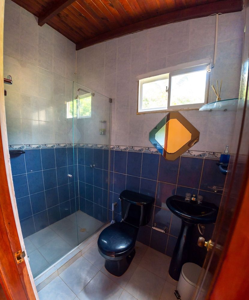 Portoazul Casa de Playa Comfort Quadruple Room, Private Bathroom, Pool View (Cayena Cuadruple) 5