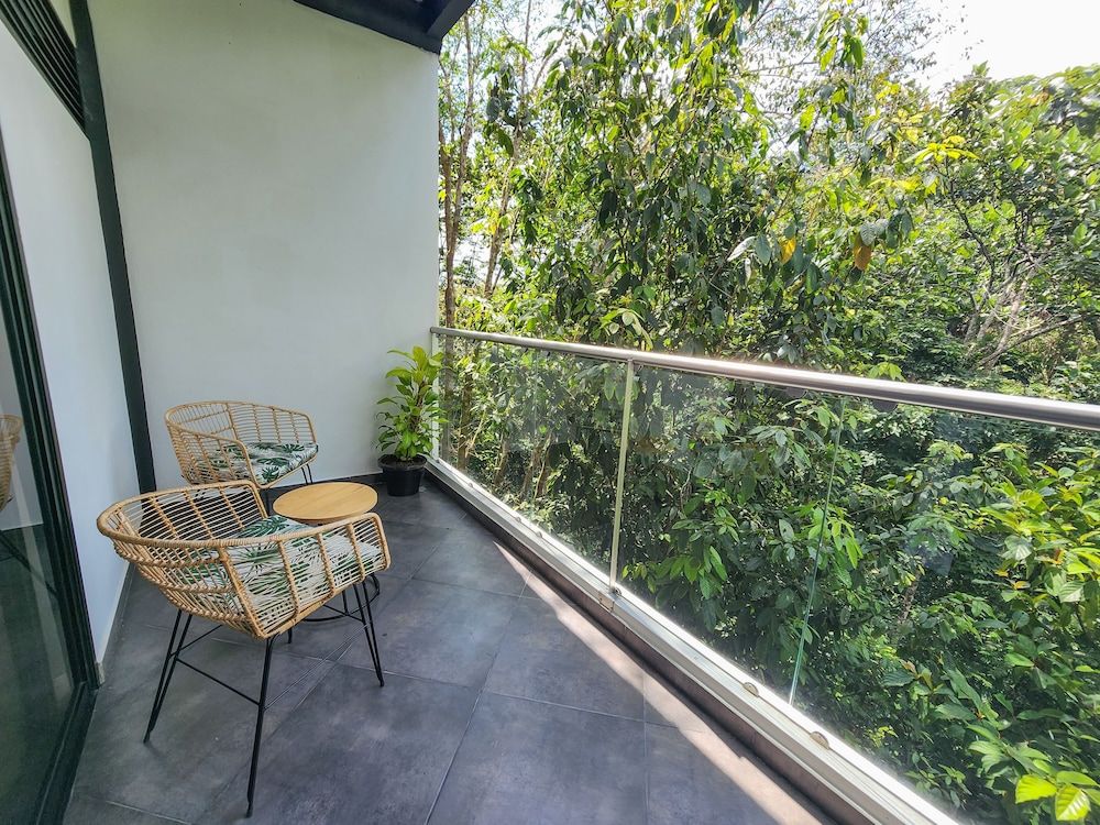 Hotel Capri Doradal Deluxe Twin Room 9