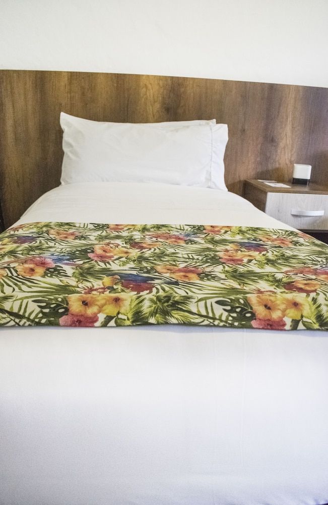 HOTEL HACIENDA SANTA CLARA Standard Twin Room 2