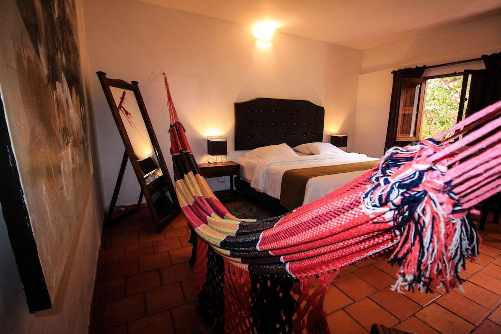 Deluxe Room, 1 King Bed, Ensuite, Garden View