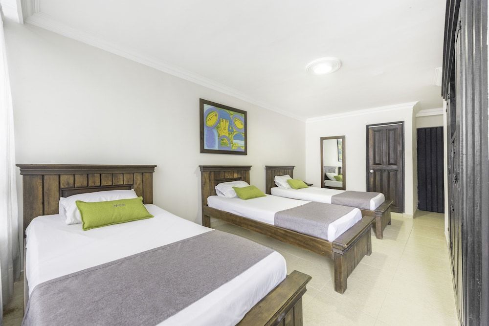 Family Room, Multiple Beds, Non Smoking