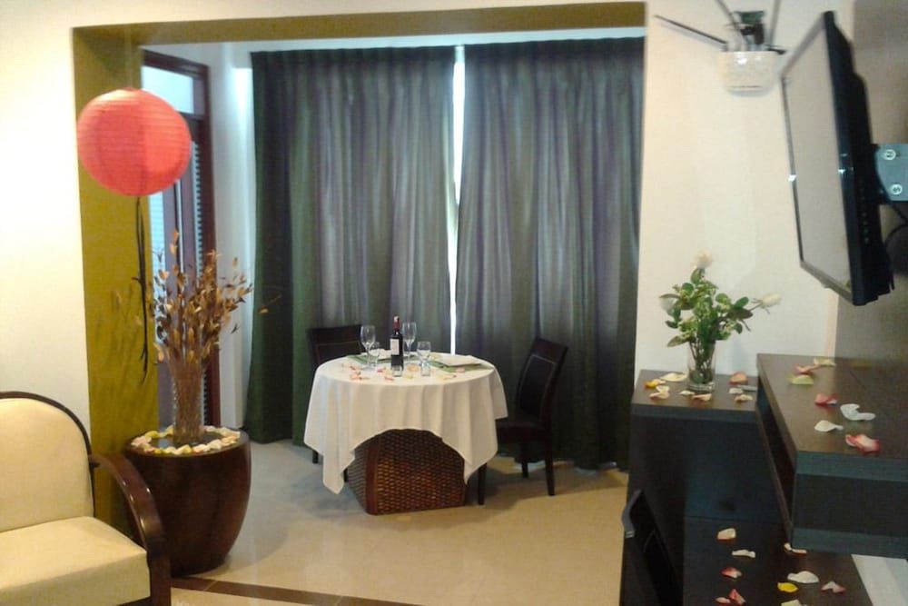 Presidential Room
