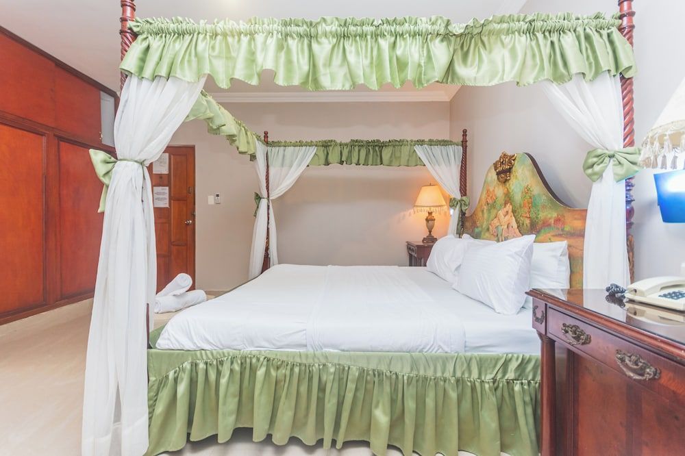 Deluxe Double Room, 1 King Bed, Air conditioning