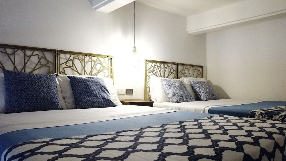 Soy Local Centro Historico Family Duplex, Multiple Beds 4