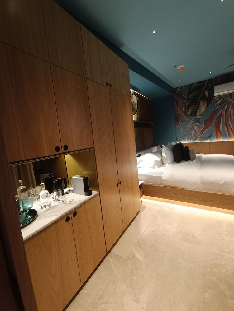 Junior Room