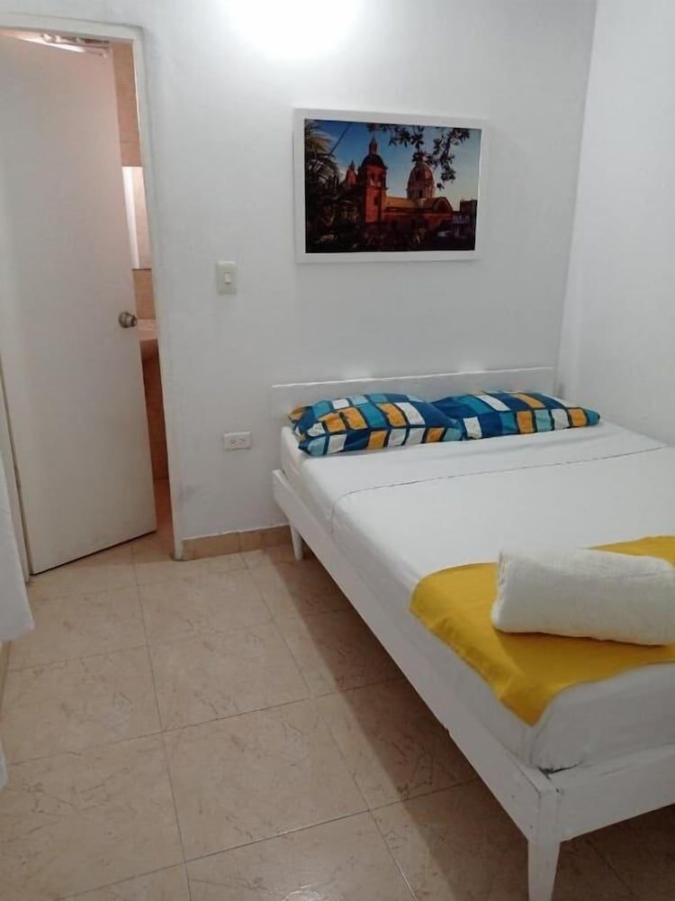 Basic Room, 1 Double Bed