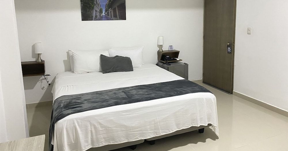 Hotel El Marques de Manga Economy Single Room 3