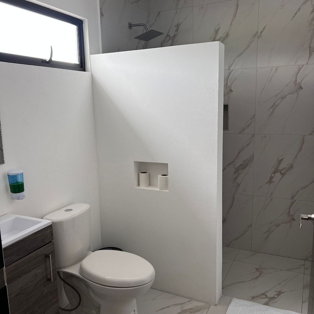 Hotel Naralit Deluxe Room 6