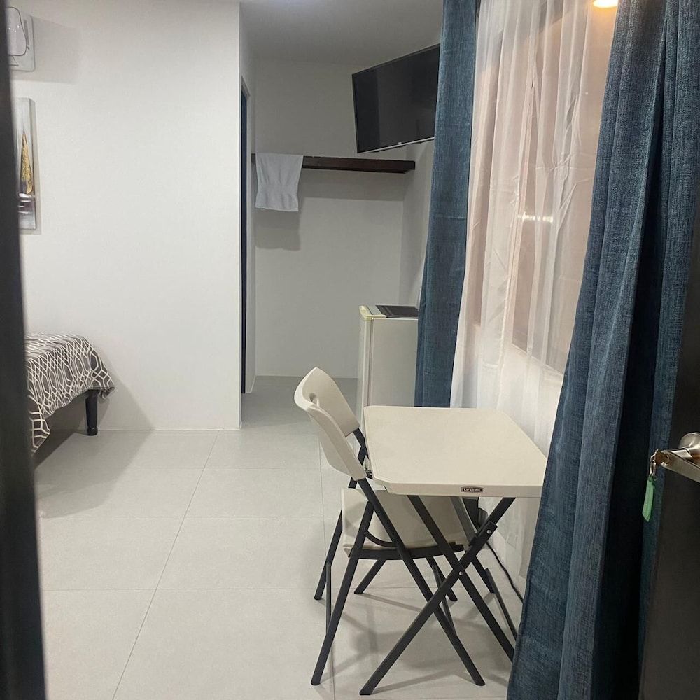 Hotel Naralit Deluxe Room 11