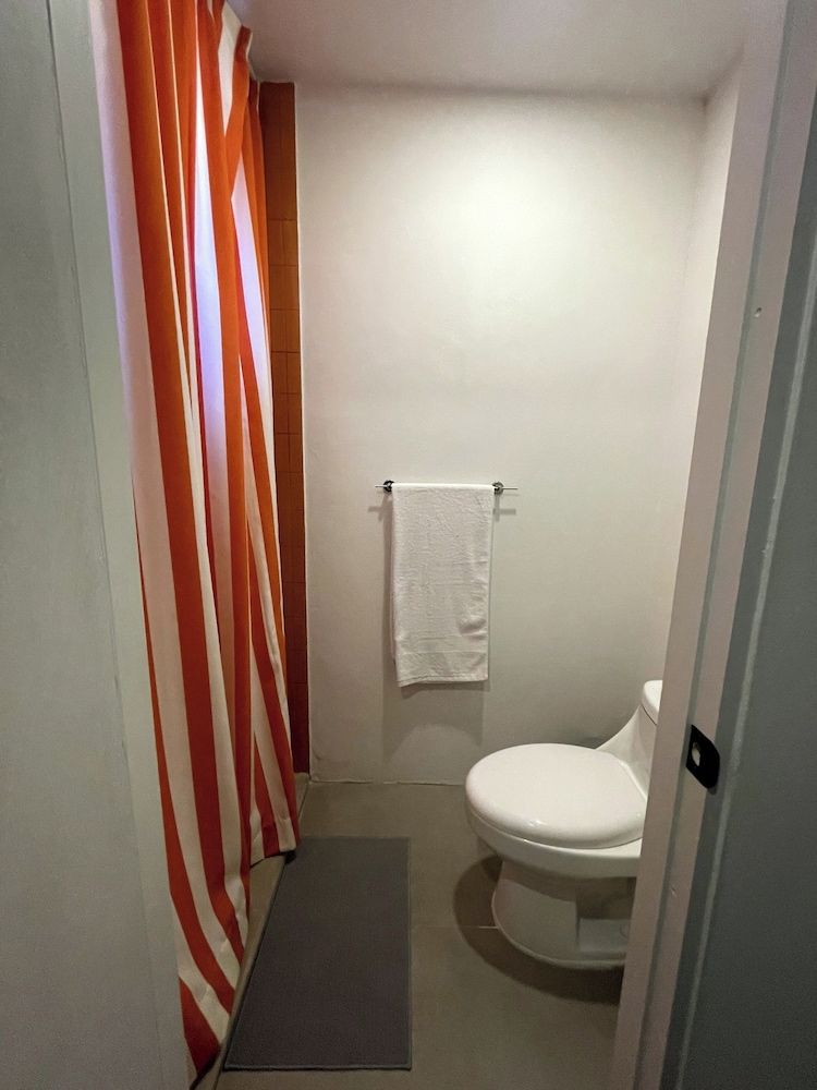 Nina´s - Juan Santamaria Traditional Room 10