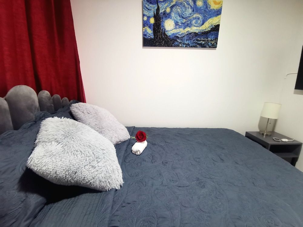 Basic Townhome, 2 Bedrooms, Accessible