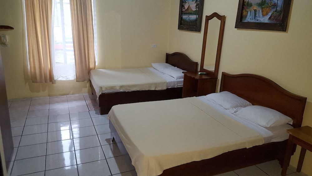 Hotel Destinos Arenal Family Room, 1 Bedroom 2