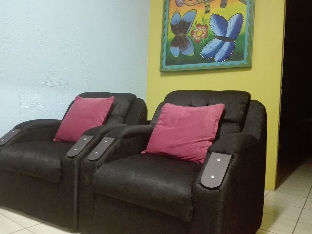 Room-two Bedroom Apartment Room, 2 Bedrooms, Smoking 9