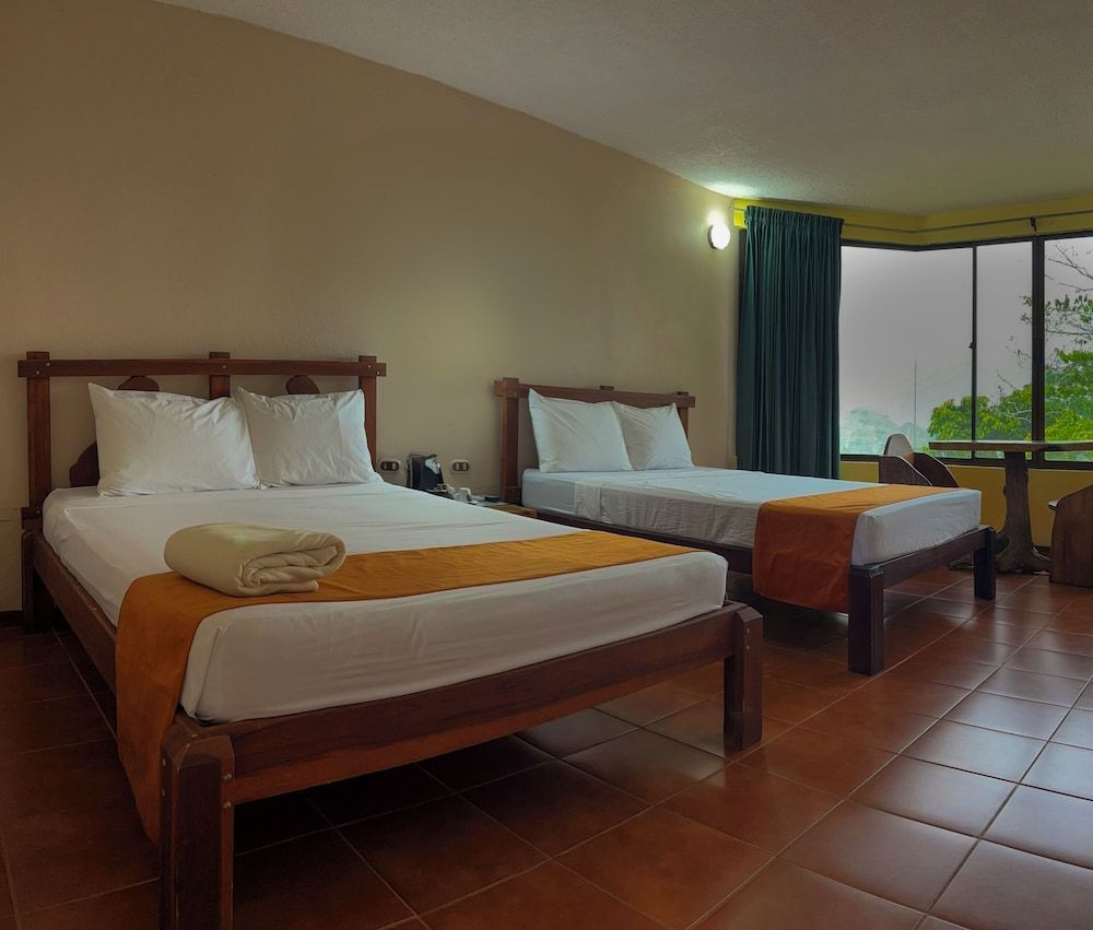 Arenal Roca Lodge Standard Double Room 2
