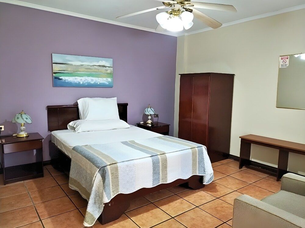 Hotel Puerta del Sol - San Jose Airport Standard Double Room, 1 Double Bed, Non Smoking