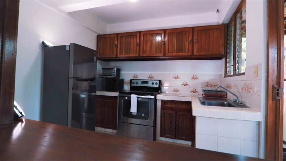 Casa Naranjito Family House 12