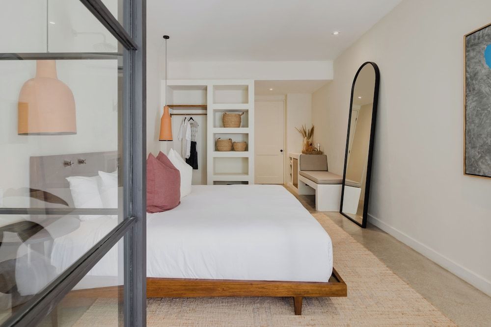 Sendero Hotel King Room