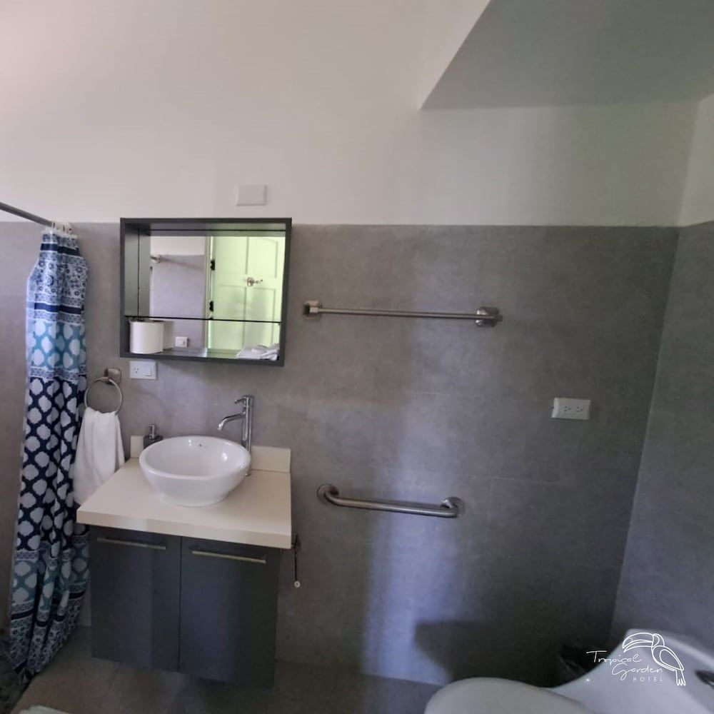 Hotel Tropical Garden Deluxe Apartment, Accessible, Non Smoking 7