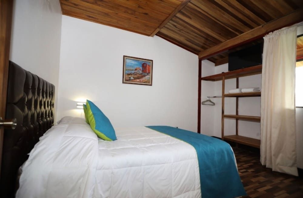 Standard room, reduced mobility.
