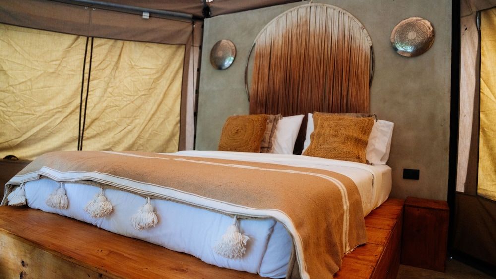 Casa Lamia Superior Suite with Jacuzzi 4